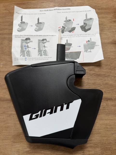 Giant Trinity Advanced Aero Vault Large Water Bottle