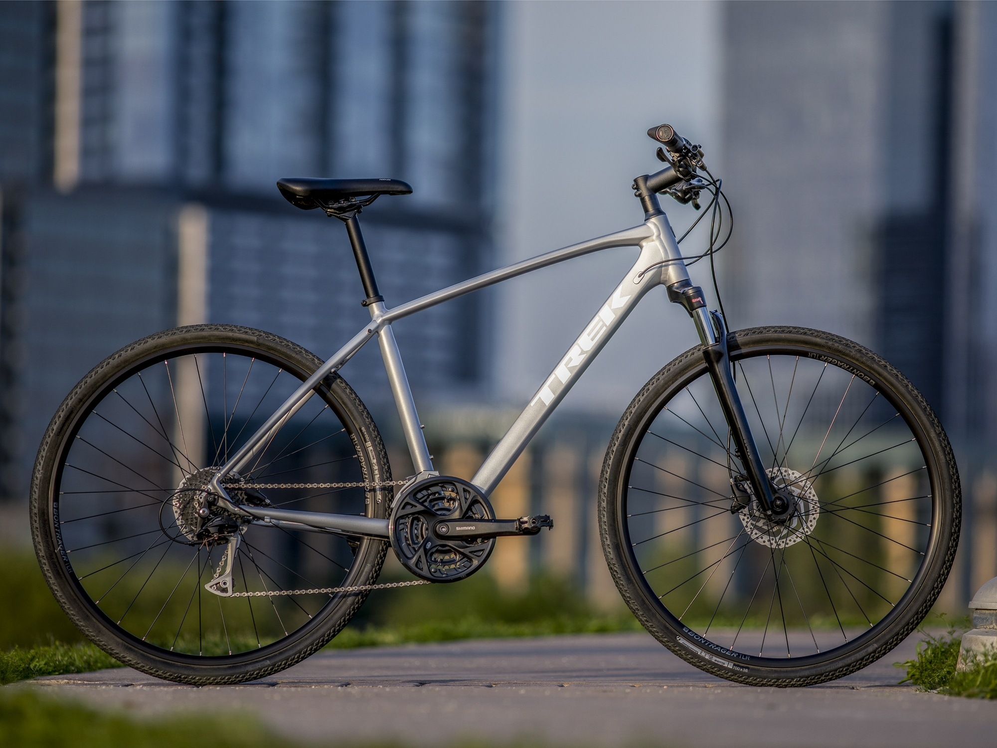 Trek Dual Sport 3 2019 - Mountain Mania Cycles