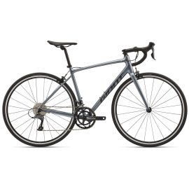 Giant Contend 1 2025 - Mountain Mania Cycles